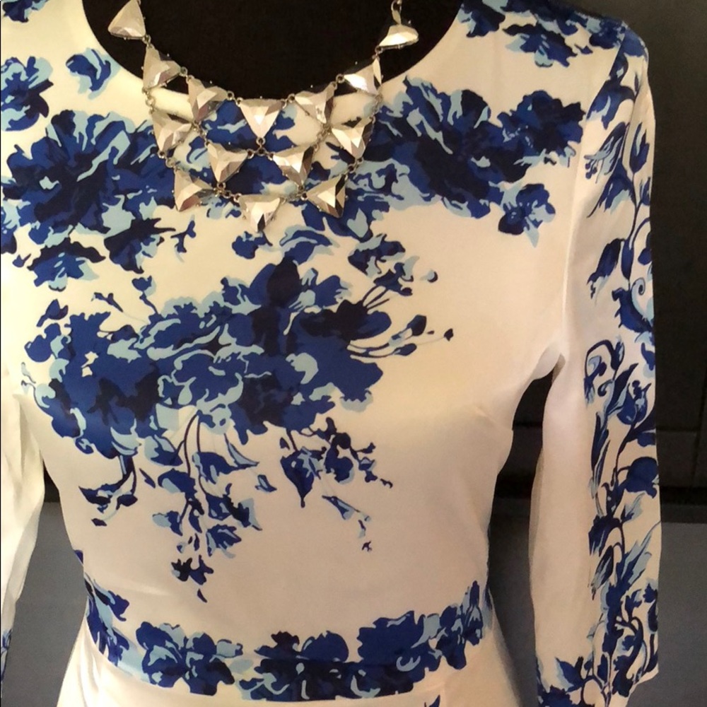 🌷 Spring Blue Floral Dress 🌷 - Picture 4 of 4